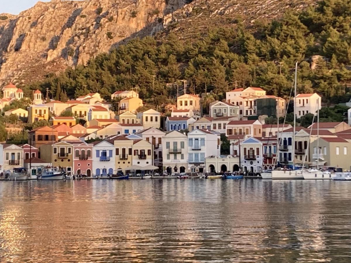 Chroma Kastellorizo Villa Megisti ภายนอก รูปภาพ